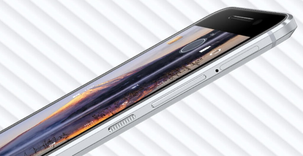 The 10 from HTC side bezel