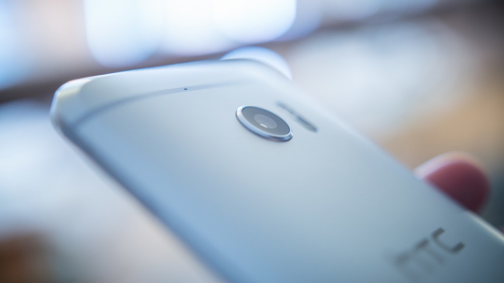 HTC 10 back camera Sony