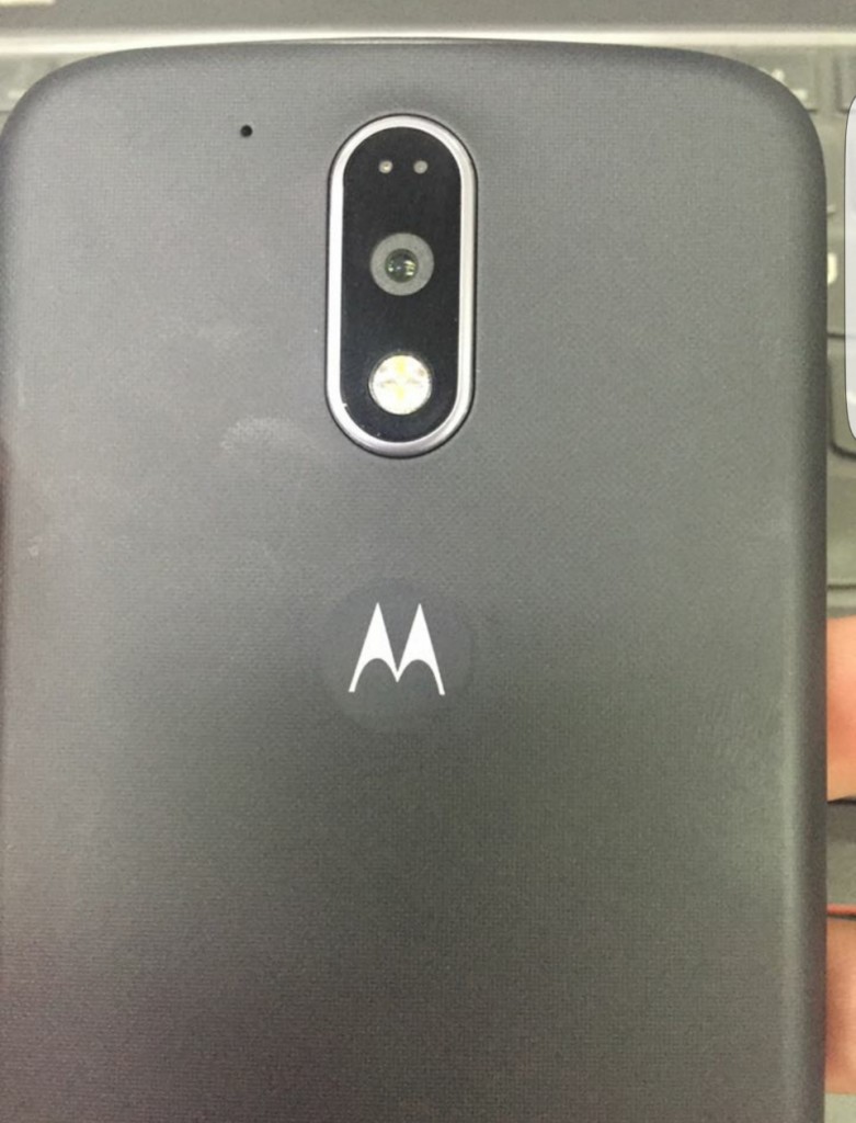 Moto G4 back cover camera