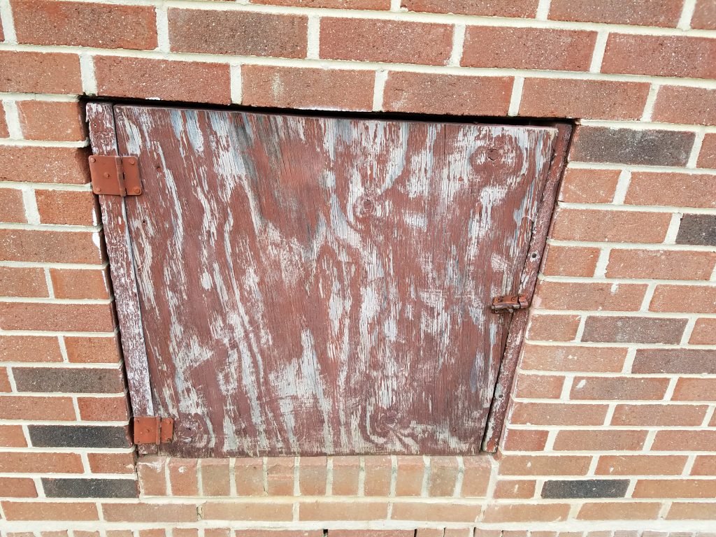 Galaxy S7 edge door on brick