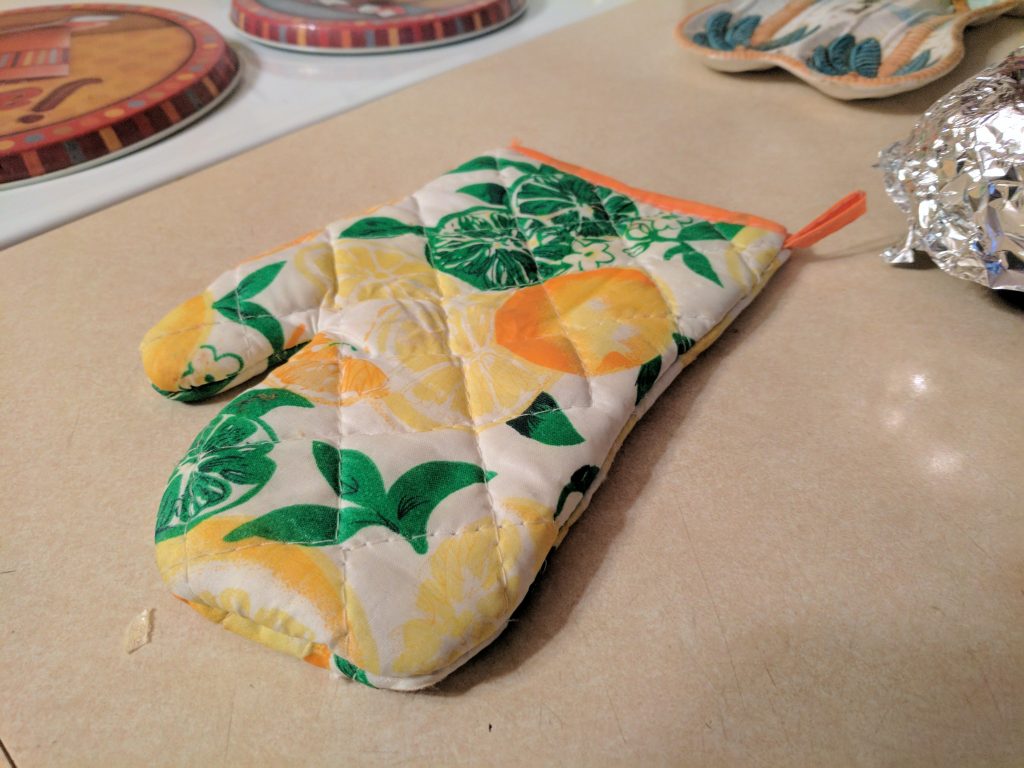pixel xl oven mitt green white orange yellow