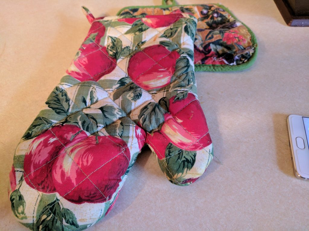 Google Pixel XL oven mitt