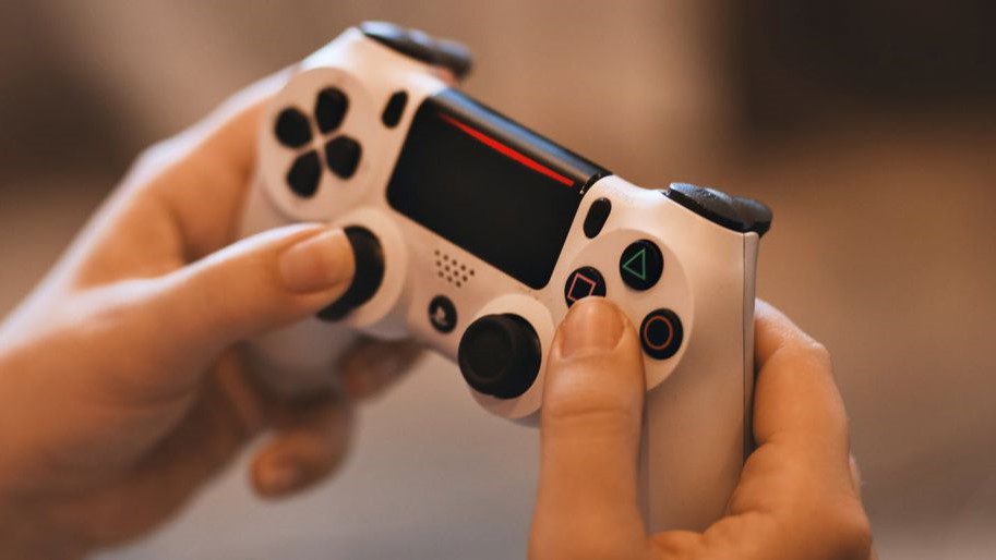 PS4 Controller