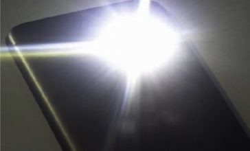 Android Flashlight Not Working